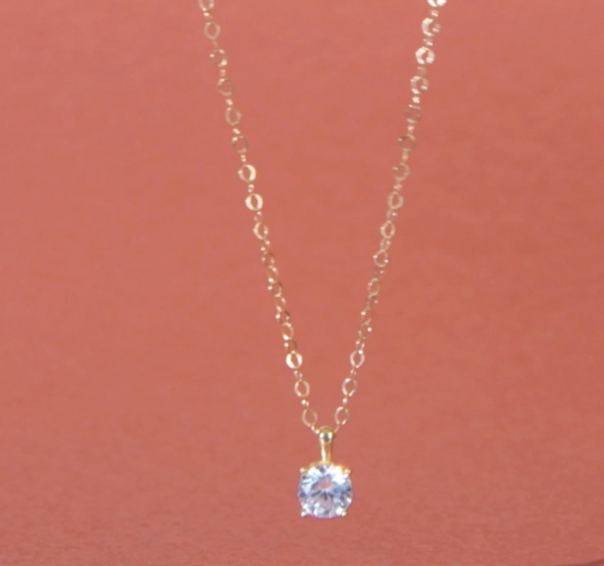 Collier La Goute en Or 18k